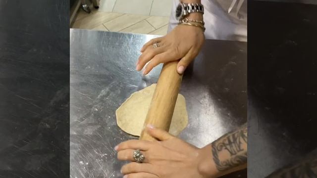 Галета с клубникой. смотреть онлайн