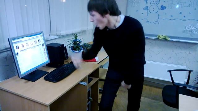 парень сошел с ума смотреть онлайн
