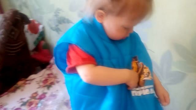Жилетка от киндер сюрприз Kinder Surprise подарок смотреть онлайн