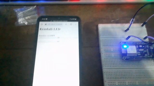 PRAKTEK IoT (Menyalakan Lampu LED lewat Wifi Dengan Node ESP8266) смотреть онлайн