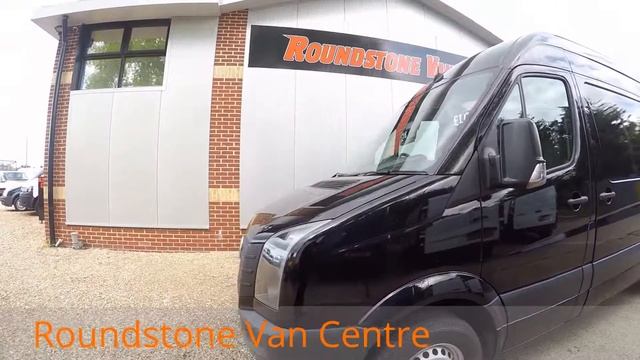 VW Crafter CR35 MWB Panel Van LPP смотреть онлайн