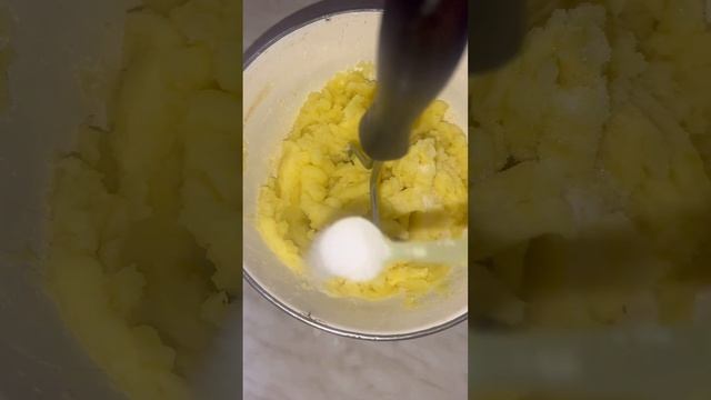 Это самый вкусный РИС ,который я когда-либо ела. This is the most delicious RICE I have ever eaten. смотреть онлайн