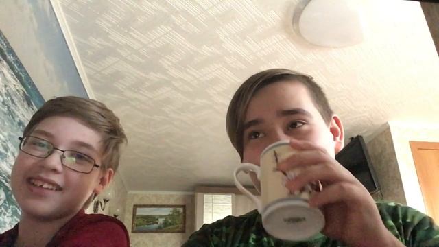 Смотрим телестудию кнопку ,,добрый мир’’ || критика (реакция) смотреть онлайн