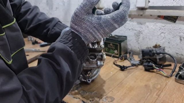 Паджеро 3 4м41 долгий запуск двигателя. Дефектовка тнвд из города Магадан. смотреть онлайн