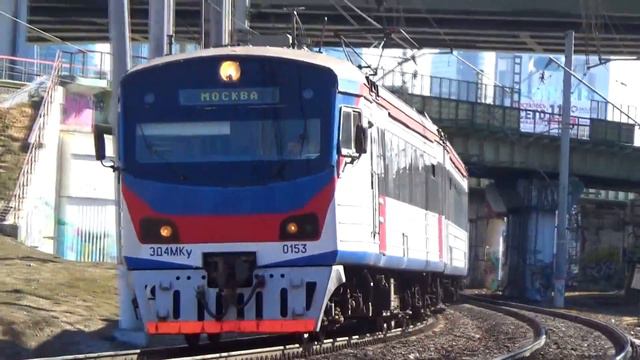 Электропоезд ЭД4МКУ-0153 с рейсом "Усово - Москва Белорусская" смотреть онлайн