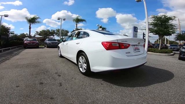 2018 Chevrolet Malibu LT Walk Around смотреть онлайн