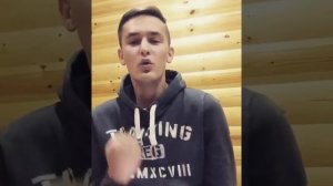 Красиво поёт на татарском!???