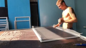 Закатка москитной сетки