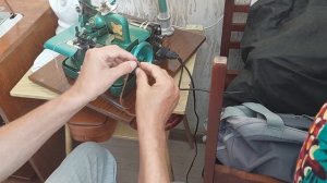 4) #Оверлок_Как ремень поменять, затянуть или ослабить