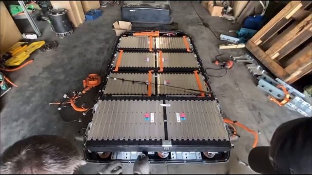 Батареи для Электромобиля “Chevrolet Bolt” и разборка батареи Bolt смотреть онлайн