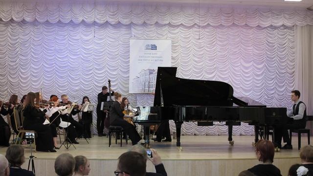 А. Петров «Укрощение огня» дуэт Вера Кольвах и Тимур Радостев. смотреть онлайн