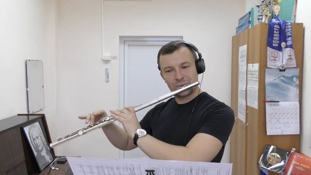 Ю. Ягудин - Этюд №1, D-dur / 24 Этюда для флейты смотреть онлайн