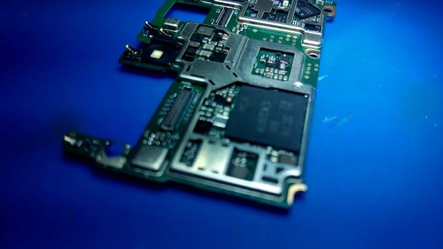 Huawei Nova 2 PIC-LX9 не включается, не заряжается смотреть онлайн