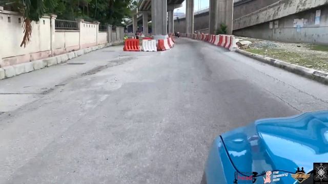 Pothole hunting with the Hyundai Kona 2.0 Active. Minister says ," Call me if you find a pothole" смотреть онлайн