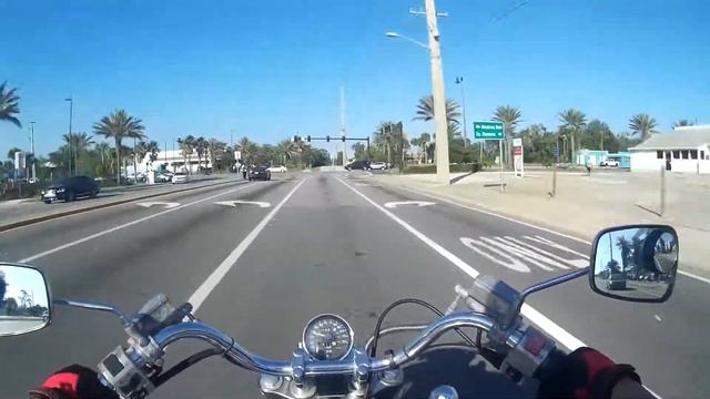 Suzuki s50 / Intruder 800cc racing Mustang смотреть онлайн