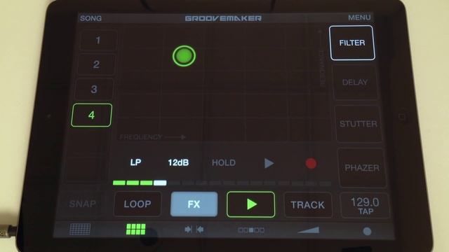 GrooveMaker 2 Tutorial Part 3/6 - Building a Song with GrooveMaker 2 Loop remixing app for iPad смотреть онлайн