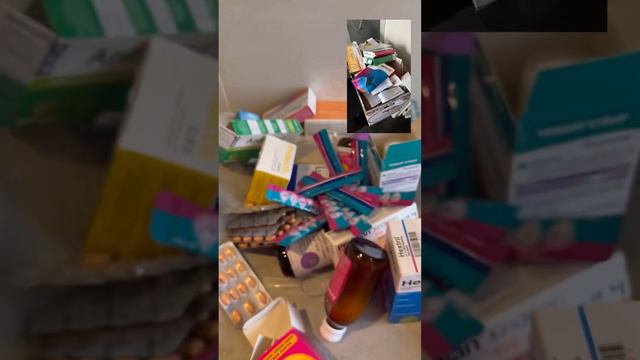 Сортировка мусора в 🇧🇪 / просроченные медикаменты 💊 смотреть онлайн