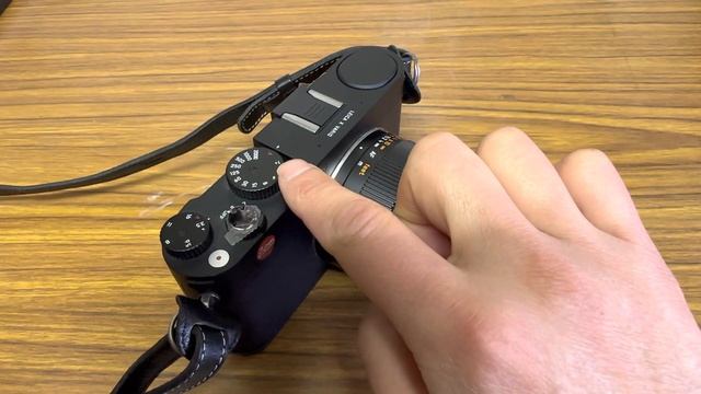 Leica X Vario を紹介します смотреть онлайн
