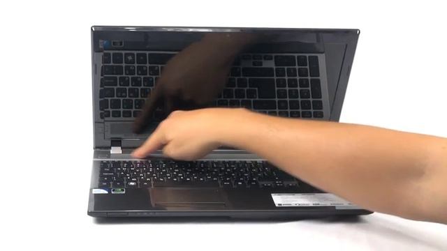 Acer Aspire V3-771G Video Review от digital.bg смотреть онлайн