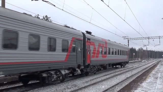 Электровоз ЭП1М-783 с пассажирским поездом смотреть онлайн