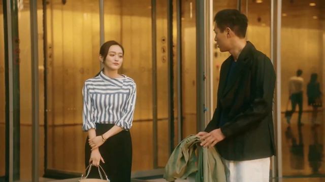 绿茶女高段位回归，再次抢刘诗诗的男朋友，还好这次男友争气！ смотреть онлайн