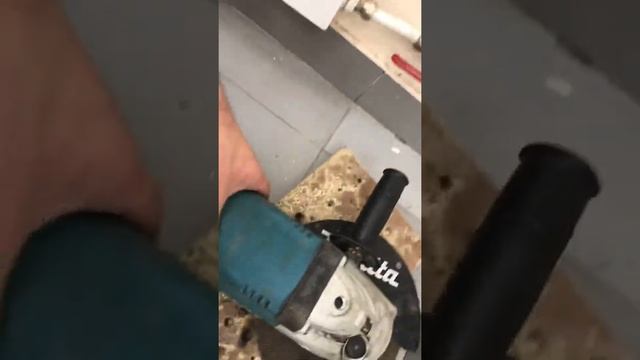 Makita УШМ смотреть онлайн