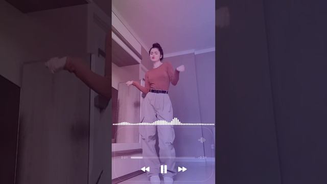 Butun dunyo qidirgan qo’shiq #music #music2023 #musiqalar #muzika #muzikalar #taronalar #музыка смотреть онлайн