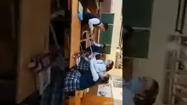 Это бой за стул смотреть онлайн
