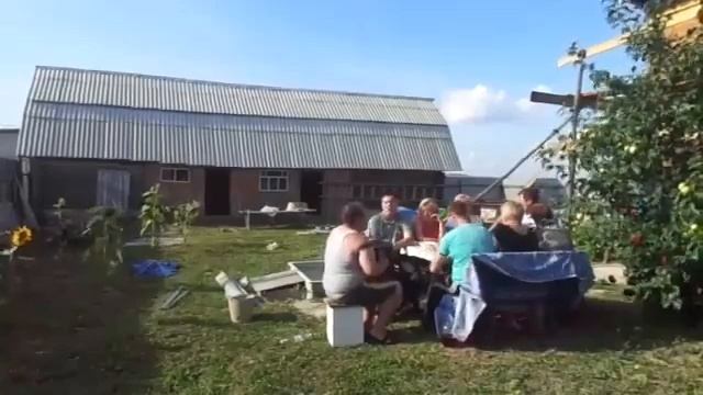 Я деревня, я село. Вы любите гармонь. смотреть онлайн