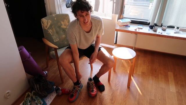 Running shoes size guide | TOP TIPS on how to get the right size смотреть онлайн