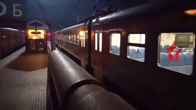прибытие ЭП2Д-0135 „Томский Экспресс” смотреть онлайн