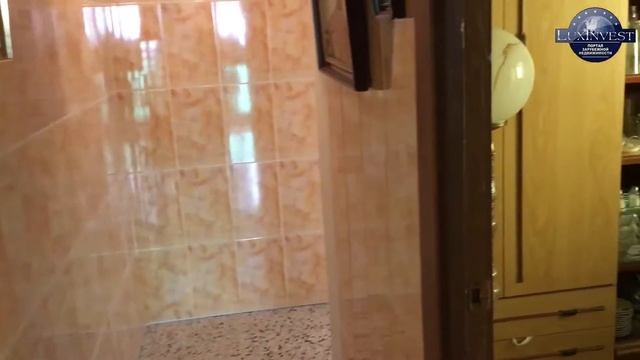 Срочно! Квартира в Бенидорме у моря! 50 000 е. 5 этаж без лифта, под ремонт смотреть онлайн