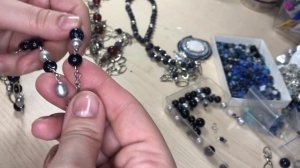 Бусы из жемчуга.Быстро и несложно. Когда быстро надо сделать оригинальный подарок.