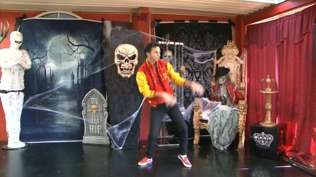 Jason Jackson - Michael Jackson Thriller Dance Tutorial
