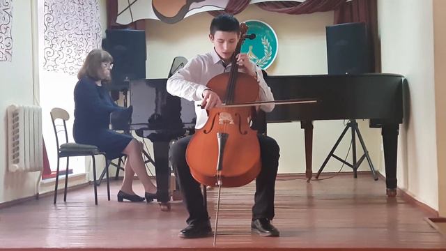 Любимый Братик играет на Виолончели!