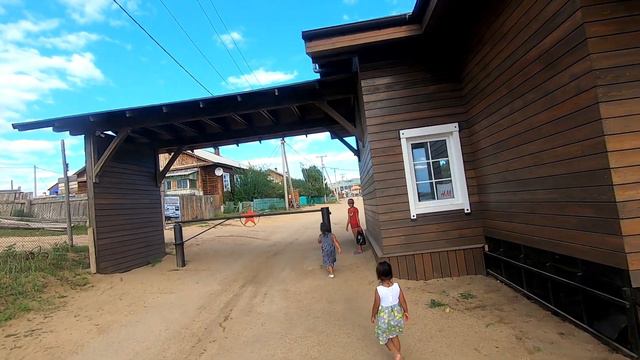 Путешествие по Байкалу.14)посёлок ХУЖИР административный центр острова ОЛЬХОН первый день на остров смотреть онлайн