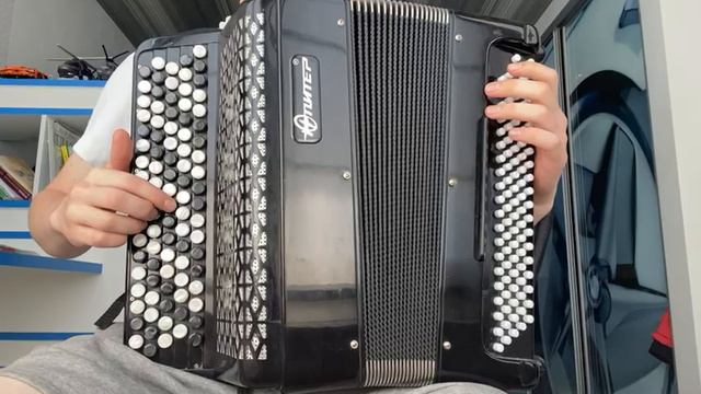 Баян смотреть онлайн