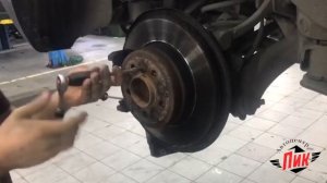 Замена задних дисков и колодок на БМВ