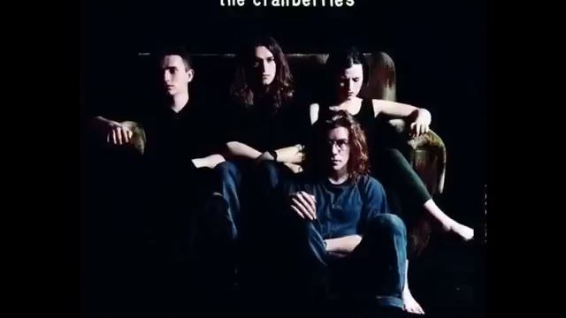 The Cranberries - Everybody Else Is Doing It, So Why CAN`t We ? 1993
