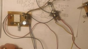 Блок питания на LM338, стоит ли делать ?