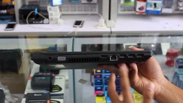 UNBOXING ASUSPRO P1140UA, LAPTOP CORE i3 6 JUTAAN, DENGAN SSD 26GB смотреть онлайн