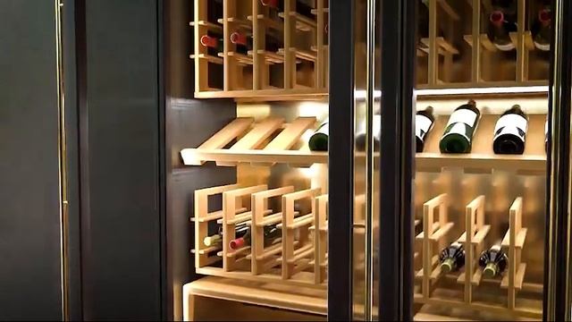Винный шкаф в отделке из латуни смотреть онлайн