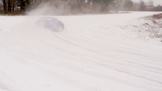 Subaru BRZ on a track - Is a stock car ready for it? смотреть онлайн