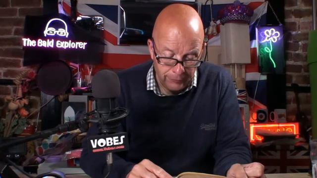 Bald Explorer - LIVE - In Search of England by HV Morton смотреть онлайн