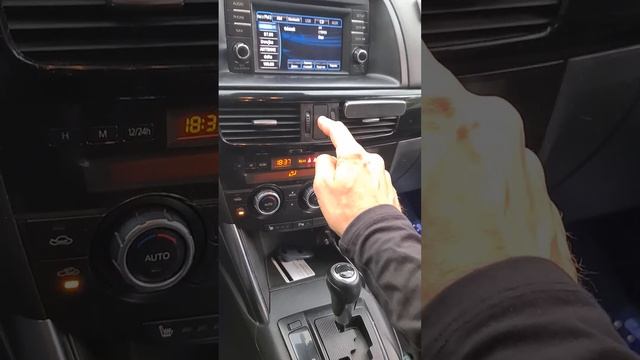 Mazda CX 5 2011-2013 год (Mazda 3) ходовые огни ,как самому включить