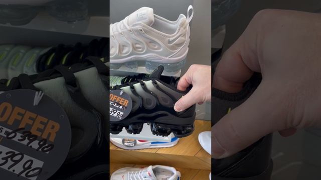 стоимость кроссовок Nike в Израиле! смотреть онлайн