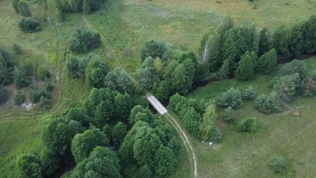 Остался только один жилой дом в деревне. Деревня в глубинке. Старинная деревня исчезла. смотреть онлайн