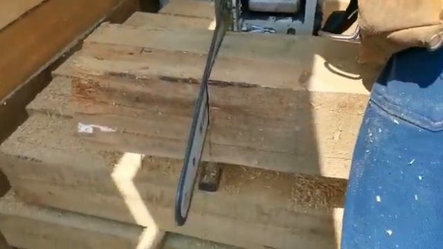 Как торцевать брус ровно и без сколов смотреть онлайн