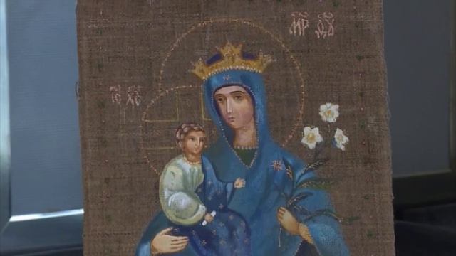 Ikonos ant šaudmenų dėžių iš Rytų Ukrainos смотреть онлайн