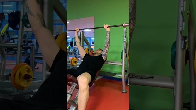 Жим штанги в наклоне #fitness #workout #обучение #пышняков #тренировки #здоровоеотношениексебе смотреть онлайн